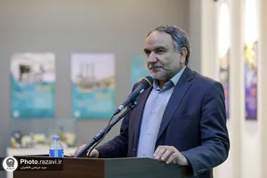 اهدای کاپ قهرمانی تیم ملی والیبال به موزه حرم مطهر رضوی