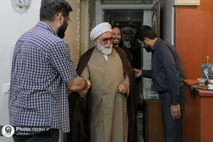 دیدار تولیت آستان قدس رضوی با خانواده شهدای بیت رهبری 