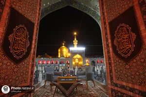حرم مطهر رضوی در شب رحلت پیامبر اکرم و شهادت امام حسن مجتبی علیهم&zwnj;السلام