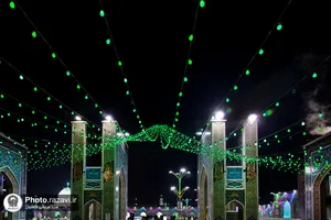 حال و هوای حرم مطهر رضوی در شب ولادت حضرت زهرا سلام الله علیها