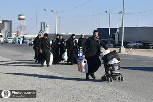 زائران افغانستانی اربعین حسینی در مرز دوغارون