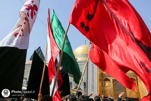 عزاداری روز عاشورای حسینی در حرم مطهر رضوی