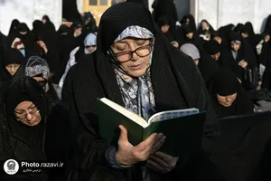 قرائت دعای ام داوود در حرم مطهر رضوی-1