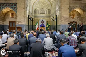 تشرف مدیران پرستاری بیمارستان های کشور به حرم مطهر رضوی