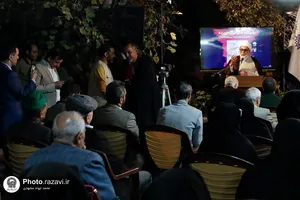 آیین رونمایی کتاب &laquo;شیشه&zwnj;های ترک&zwnj;خورده&raquo; باحضور تولیت آستان قدس رضوی