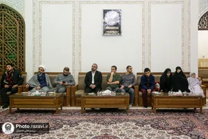 تشرف جمعی از عوامل رسانه ملی به حرم مطهر رضوی