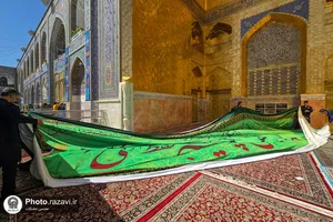 نصب کتیبه&zwnj; ولادت امام کاظم علیه&zwnj;السلام در حرم مطهر رضوی