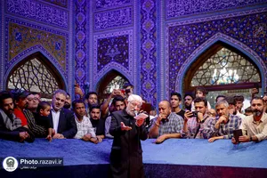 غبارروبی مزار شهدای مدفون در حرم مطهر رضوی
