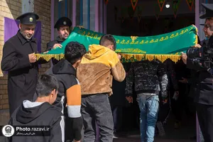 حضور خدام حرم مطهر رضوی در مدرسه امام جواد علیه&zwnj;السلام