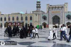 تشرف کاروان زیارتی تبریز به حرم مطهر رضوی