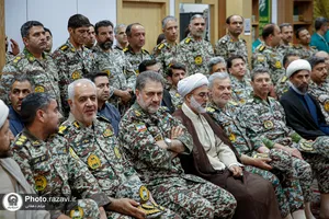 تشرف فرمانده نیروی پدافند هوایی ارتش جمهوری اسلامی ایران به حرم مطهر رضوی
