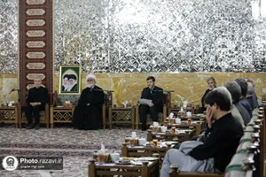 دیدار جمعی از نویسندگان با تولیت آستان قدس رضوی