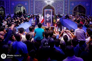 غبارروبی مزار شهدای مدفون در حرم مطهر رضوی