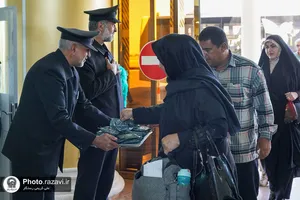 استقبال از زائرین دهه آخر صفر در فرودگاه مشهد