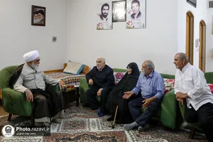 دیدار تولیت آستان قدس رضوی با خانواده معظم شهدا