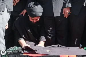 تشییع پیکر حاج سید رضا موید خراسانی در حرم مطهر رضوی