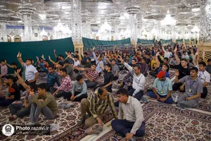 تشرف دانش&zwnj;آموزان مدارس استثنایی کشور به حرم مطهر رضوی-2