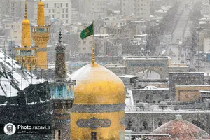 بارش برف در حرم مطهر رضوی -3