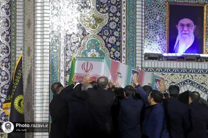 وداع با پیکر رئیس&zwnj;جمهور شهید و همراهان در مشهدالرضا&zwnj;&zwnj;علیه السلام -1