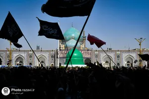 اجتماع عظیم عزاداران امام رضا علیه السلام در حرم مطهر رضوی