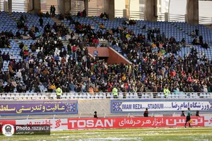 دیدار تیم منتخب فوتبال خراسان و تیم ملی ۱۹۹۸