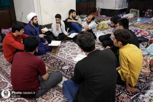 اعتکاف دانشجویی در حرم مطهر رضوی