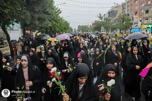 گلباران حرم مطهر رضوی در شب میلاد حضرت معصومه سلام الله علیها