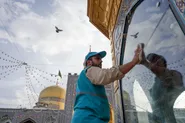 خدمات تنظیف در حرم مطهر رضوی
