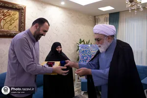 دیدار تولیت آستان قدس رضوی با خانواده سرداران شهید شوشتری و محمدزاده