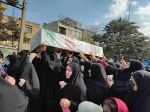 کمک های مهربانانه خادمیاران شیرازی در فاطمیه دوم ۱۴۰۱