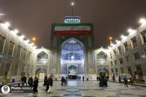 بانگ الله اکبر در حرم مطهر رضوی