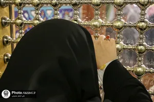 حال و هوای حرم مطهر رضوی در لیلةالرغائب
