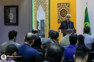 اهدای مدال قهرمانی ابوالفضل مقصودلو به موزه حرم مطهر رضوی