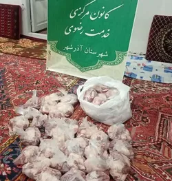 بسته های گوشت قربانی در سفره نیازمندان آذرشهری قرار گرفت