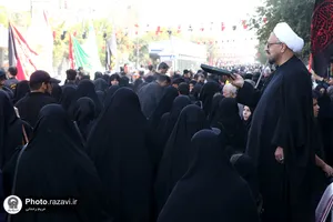 پیاده&zwnj;روی جاماندگان اربعین حسینی در مشهد