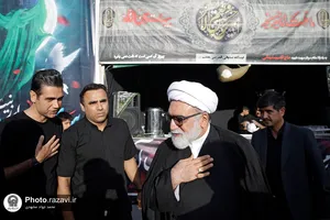 دیدار تولیت آستان قدس رضوی با خانواده شهدای دفاع مقدس و مدافع حرم