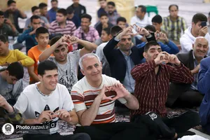 تشرف دانش&zwnj;آموزان مدارس استثنایی کشور به حرم مطهر رضوی-2