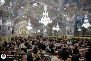 ترتیل خوانی قرآن کریم در حرم مطهر رضوی