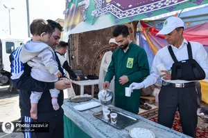 ایستگاه صلواتی خادمیاران رضوی در مجتمع بین راهی امام رضا(علیه&zwnj;السلام)