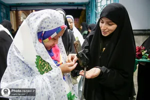 تشرف بانوان مهمان جشنواره &laquo;رسانه خورشید&raquo; به حرم مطهر رضوی