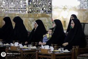 دیدار برگزیدگان چهارمین رویداد ملی &laquo;شکوه مادری&raquo; با تولیت آستان قدس رضوی