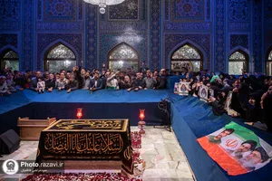 حضور خانواده شهدا و جانبازان لامرد فارس در جوار مزار رهبر شهید انقلاب