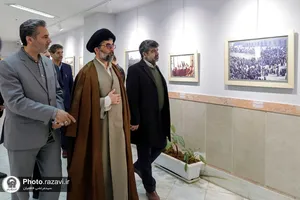 افتتاح نمایشگاه عکس و مطبوعات انقلاب
