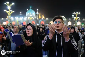 مراسم احیا شب بیست و یکم ماه مبارک رمضان در حرم مطهر رضوی-3