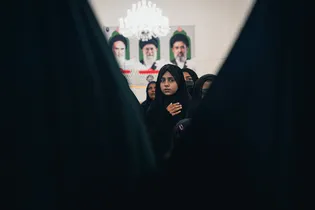 عزاداری زائران اردوزبان در حرم مطهر رضوی