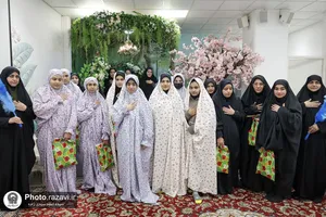 تشرف دختران دهه هشتادی به حرم مطهر رضوی