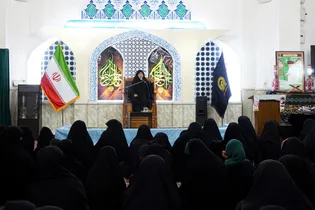 عزاداری بانوان اردو زبان در حرم مطهر رضوی