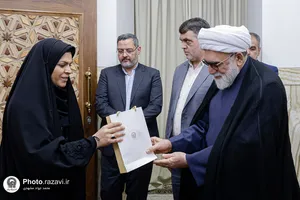 دیدار کارکنان نمونه با تولیت آستان قدس رضوی