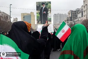 راهپیمایی پرشکوه 22 بهمن در مشهد-٢
