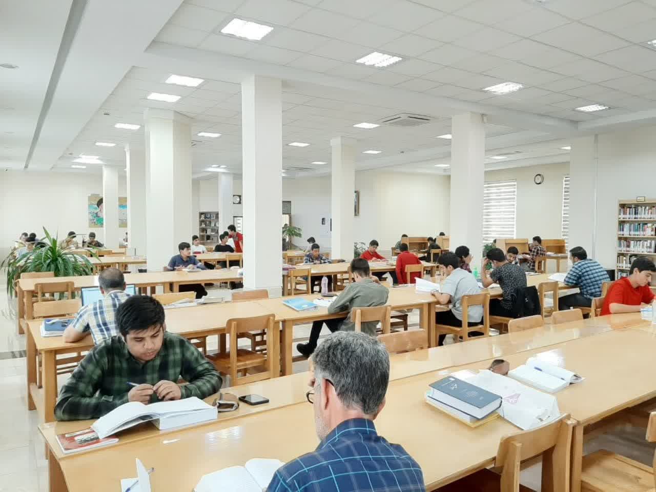 ارائه خدمات به 175 هزار عضو کتابخانه وابسته به آستان قدس رضوی در 27شهرستان 